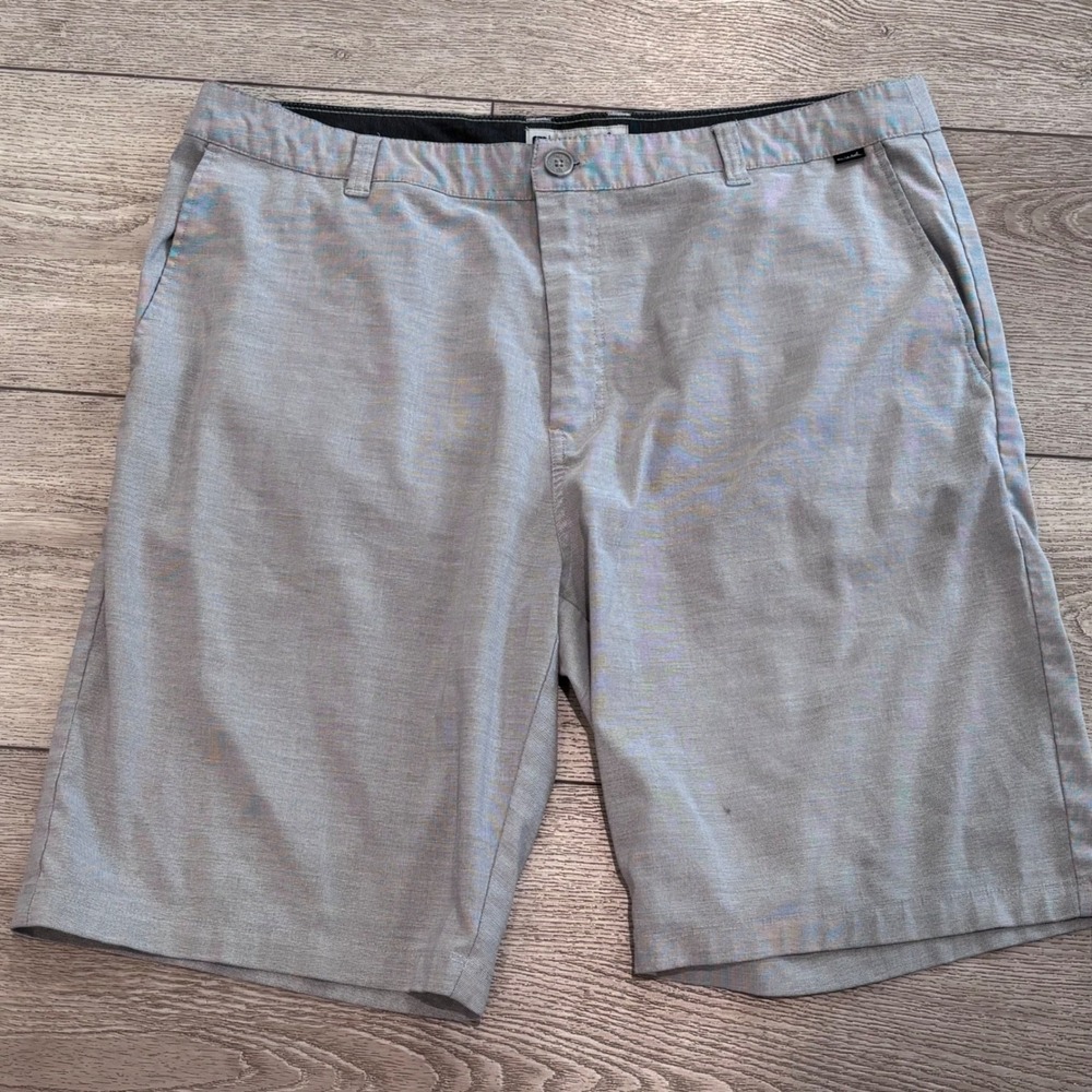Travis Mathew Shorts Mens 38 Grey Heather Stretch Golf Casual Active Preppy